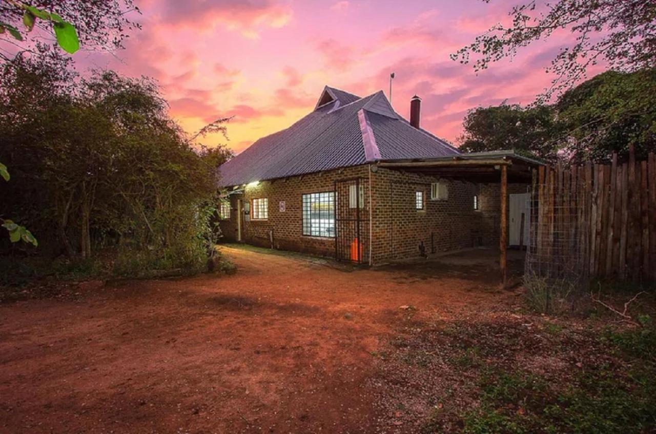 Kruger Wild Dog Inn House 1 Marloth Park Eksteriør billede